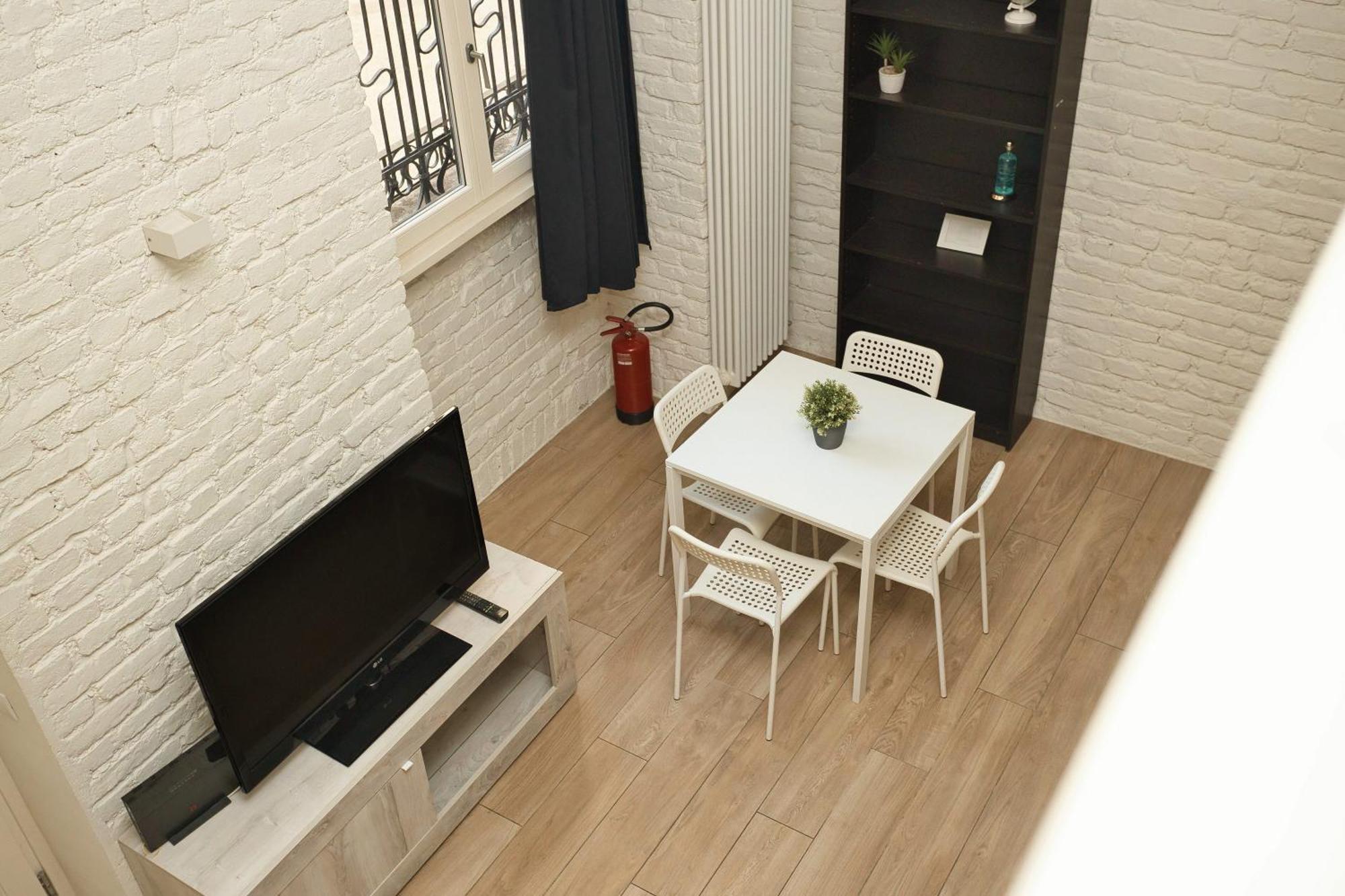 Modern Loft Near Bosco Verticale ミラノ エクステリア 写真